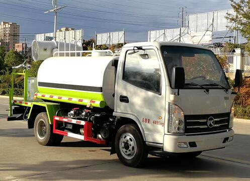 程力威牌CLW5040TDY6ZS型多功能抑尘车